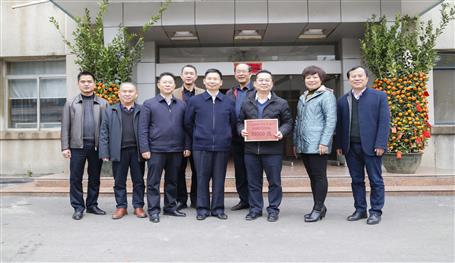 暖心！侯立林到公司送來(lái)春節(jié)慰問(wèn)