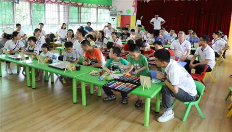 冶建青年走進兒童福利院，帶去愛的“綠動”